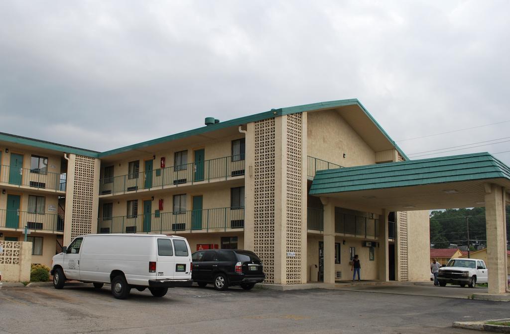 Bama Motel Huntsville